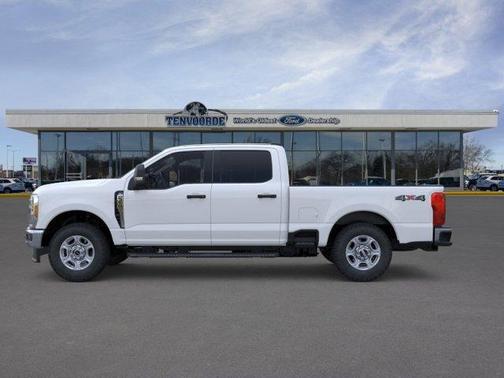 Oxford White 2026 Ford F-350 XLT