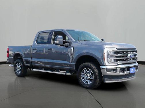 Gray Metallic 2025 Ford F-250 Lariat