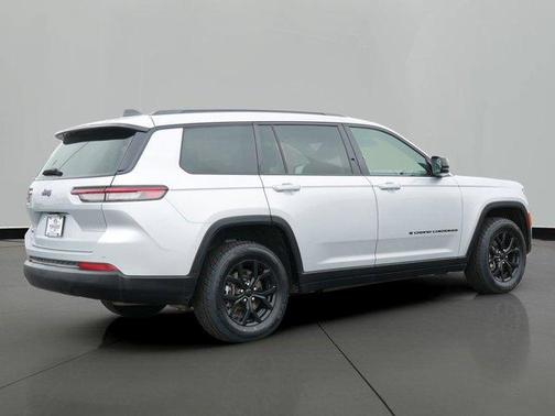 2024 Jeep Grand Cherokee L Laredo