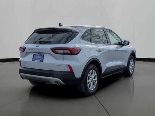 Space Silver 2025 Ford Escape Active