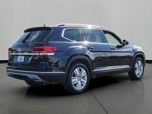Deep Black Pearl Effect 2019 Volkswagen Atlas 3.6L SEL Premium