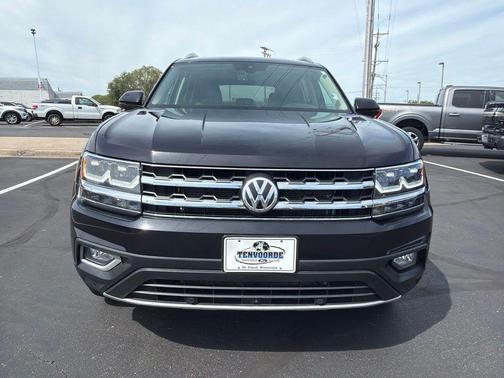 Deep Black Pearl Effect 2019 Volkswagen Atlas 3.6L SEL Premium
