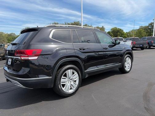 Deep Black Pearl Effect 2019 Volkswagen Atlas 3.6L SEL Premium