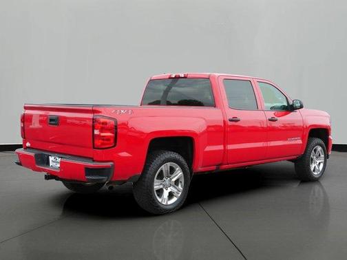2018 Chevrolet Silverado 1500 Custom