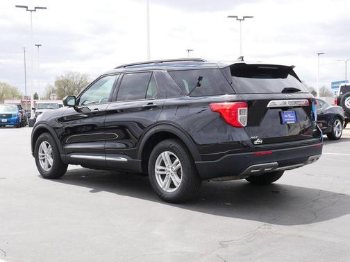 Black Metallic 2023 Ford Explorer XLT
