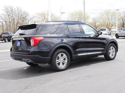 Black Metallic 2023 Ford Explorer XLT