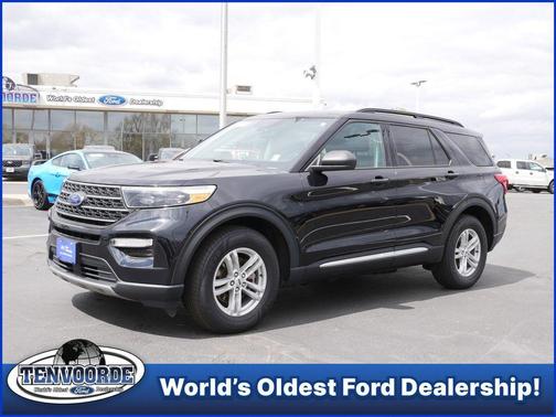 Black Metallic 2023 Ford Explorer XLT