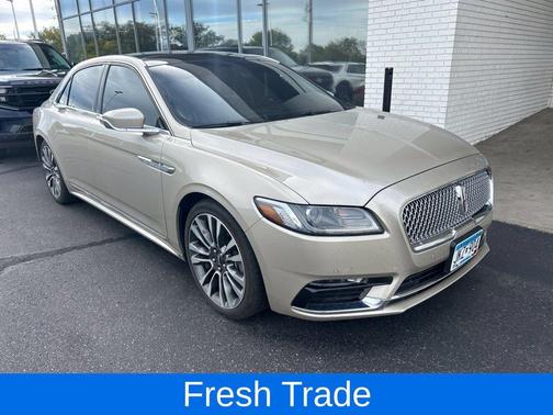 White Gold Metallic 2017 Lincoln Continental Select
