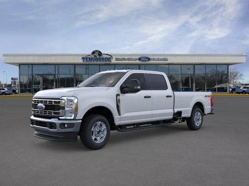 Oxford White 2026 Ford F-250 XLT