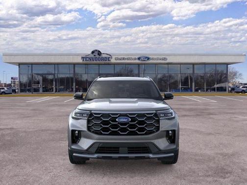 Carbonized Gray Metallic 2026 Ford Explorer Platinum