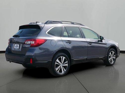 Magnetite Gray Metallic 2018 Subaru Outback 2.5i Limited