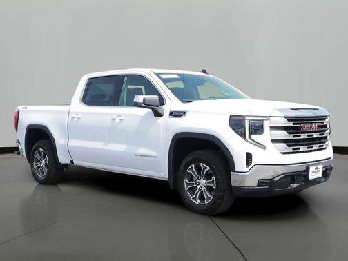 Summit White 2023 GMC Sierra 1500 SLE