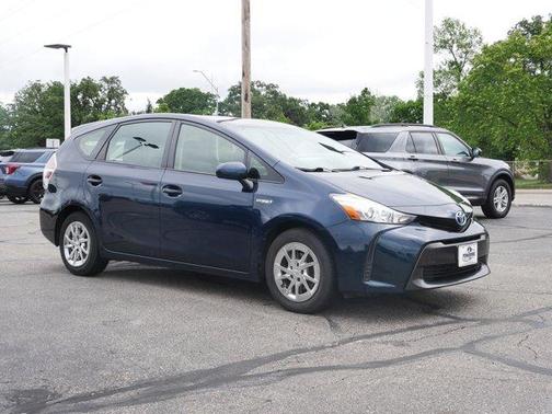2017 Toyota Prius v Two
