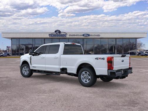 Oxford White 2026 Ford F-350 XLT