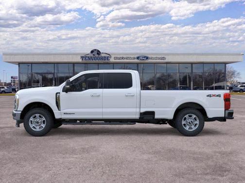 Oxford White 2026 Ford F-350 XLT