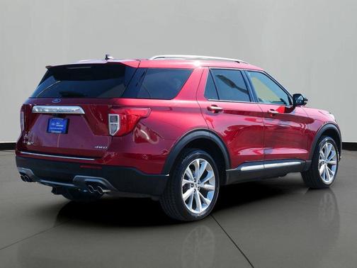 2023 Ford Explorer Platinum