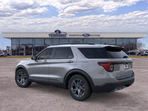 Carbonized Gray Metallic 2026 Ford Explorer Active