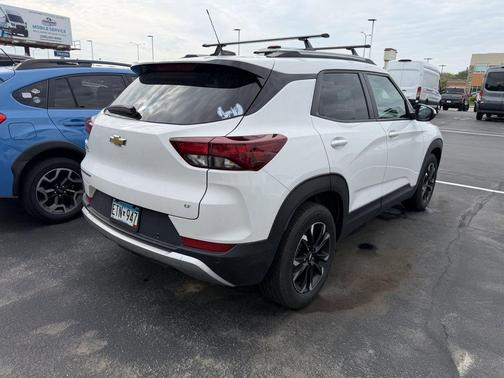 Summit White 2021 Chevrolet Trailblazer LT