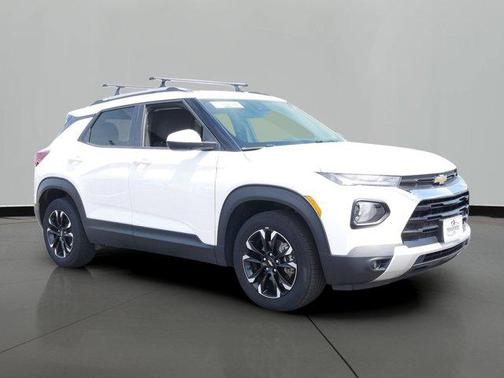 Summit White 2021 Chevrolet Trailblazer LT