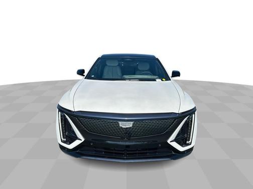 2025 Cadillac LYRIQ Sport