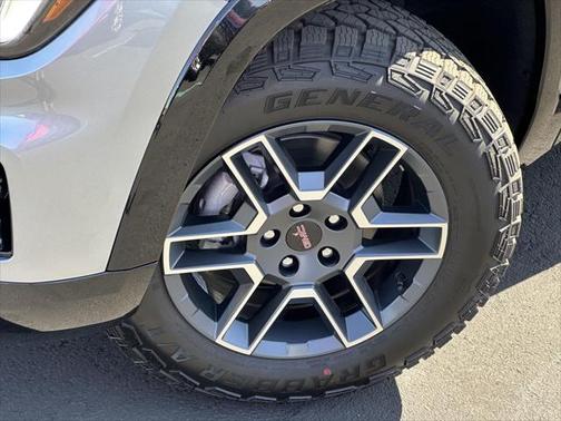 2026 GMC Terrain AWD AT4