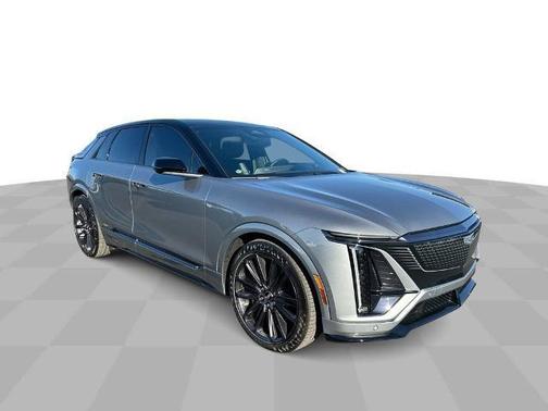 Argent Silver Metallic 2026 Cadillac LYRIQ V