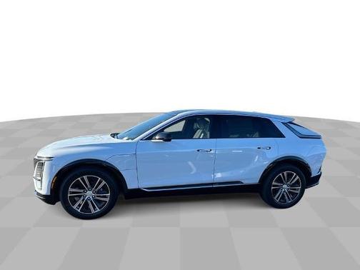 Vibrant White Tricoat 2026 Cadillac LYRIQ Premium Luxury