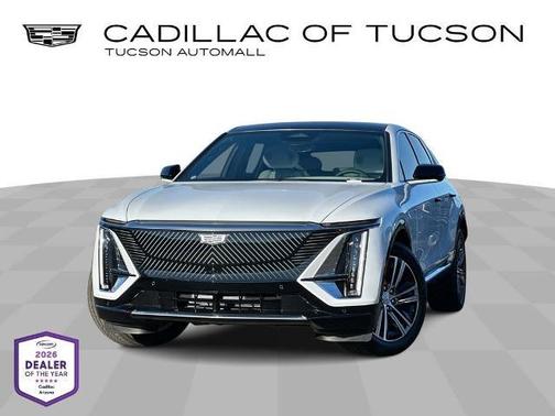 Vibrant White Tricoat 2026 Cadillac LYRIQ Premium Luxury