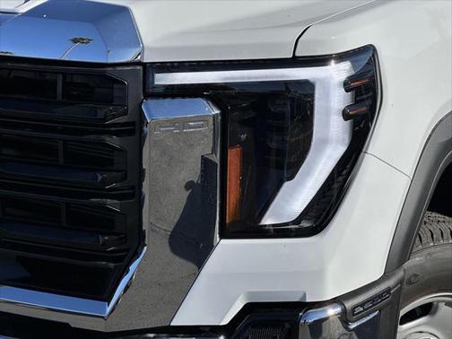 2025 GMC Sierra 2500 Base