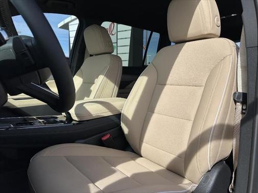 2025 Buick Enclave Preferred FWD