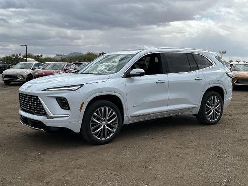 iridescent white tricoat 2026 Buick Enclave Avenir FWD