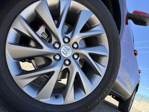 2025 Buick Enclave Preferred FWD