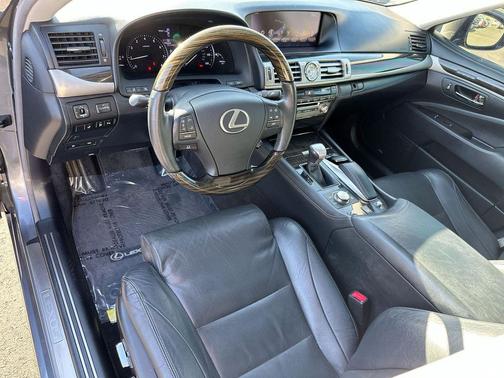 Gray Pearl 2013 Lexus LS 460 Base