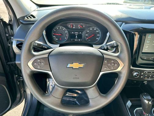 Satin Steel Metallic 2019 Chevrolet Traverse LS