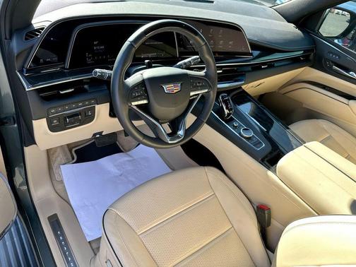 Dark Emerald Metallic 2024 Cadillac Escalade ESV Premium Luxury