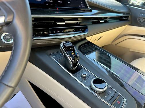 Dark Emerald Metallic 2024 Cadillac Escalade ESV Premium Luxury