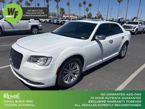 Bright White Clearcoat 2017 Chrysler 300C Base