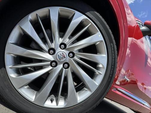 2025 Buick Envision Avenir AWD