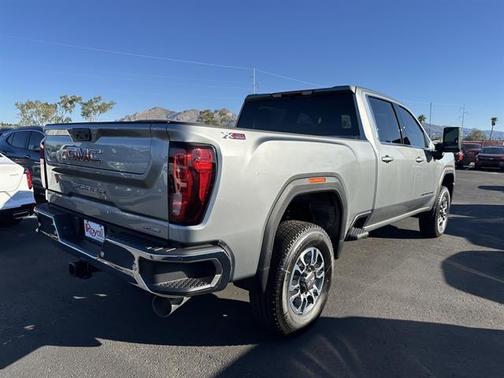 2026 GMC Sierra 2500 SLE