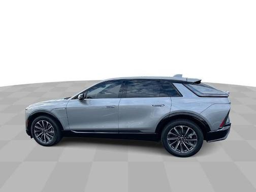 Argent Silver Metallic 2026 Cadillac LYRIQ Sport