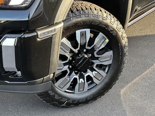 Onyx Black 2026 GMC Sierra 3500 Denali