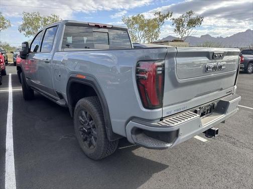 2024 GMC Sierra 2500 AT4