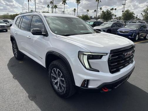 2025 GMC Acadia AWD AT4