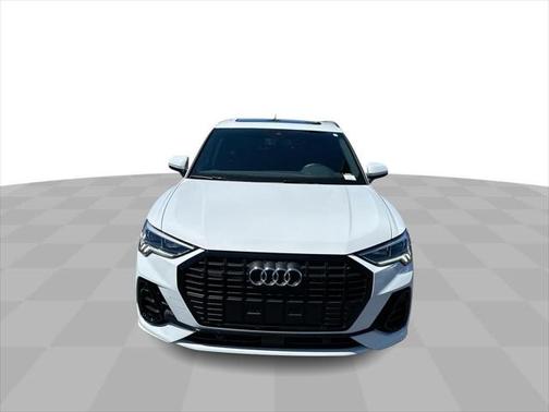 2024 Audi Q3 45 S line Premium Plus
