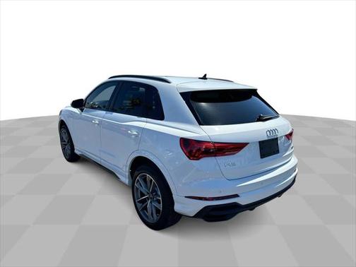 2024 Audi Q3 45 S line Premium Plus
