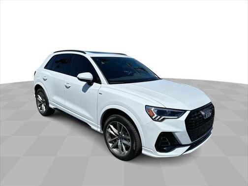 2024 Audi Q3 45 S line Premium Plus