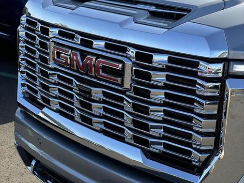 2025 GMC Sierra 2500 Denali