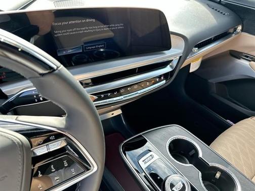 2026 Cadillac LYRIQ V Premium