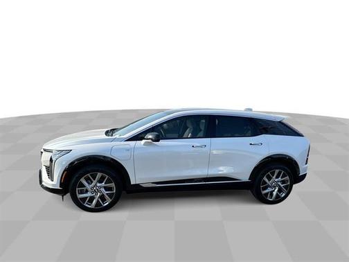 2025 Cadillac OPTIQ Luxury 1 AWD