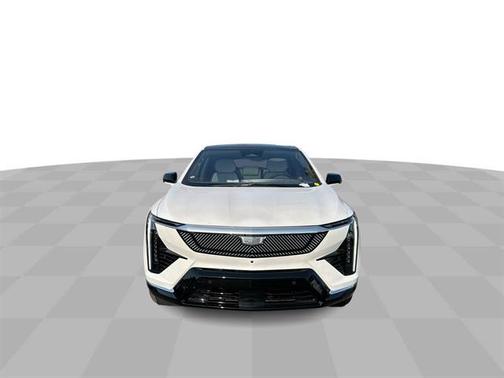 2025 Cadillac OPTIQ Luxury 1 AWD